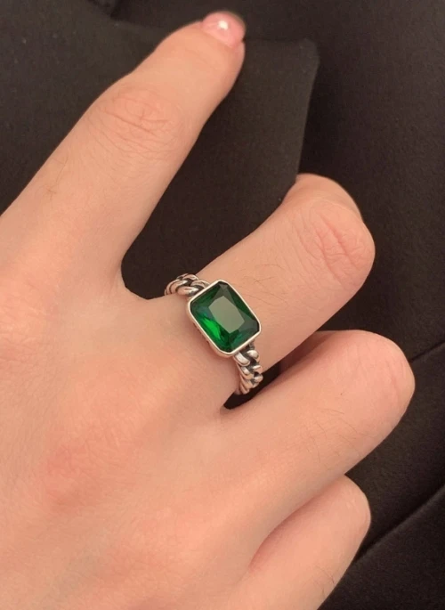 Silver Emerald Ring | Mingi – ATEEZ