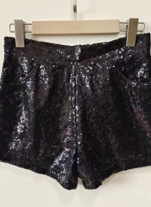 Black Shiny Shorts | Wonyoung – IVE