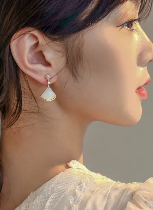 White Opal Fan Earrings | IU