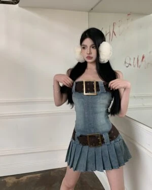 Blue Large Belt Denim Tube Dress | Shuhua - (G)I-DLE