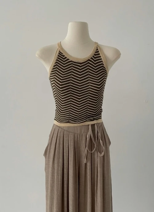 Brown Zigzag Stripe Halter Top | Rose – BlackPink