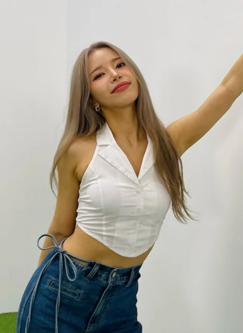 White Collared Sleeveless Halter Top | Solar – Mamamoo