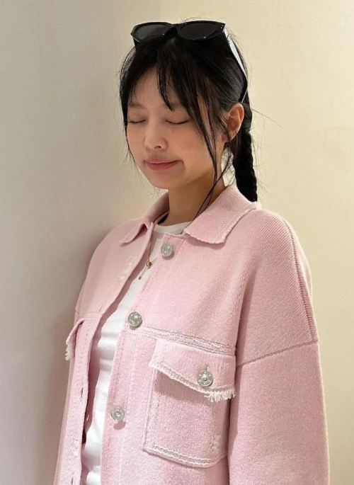 Pink Fringe Woolen Jacket | Jennie – BlackPink