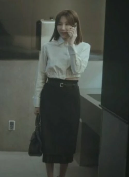 White Gartered Waist Crop Shirt | Kim Sa Ra – Queen Of Divorce