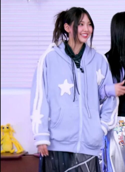 Blue Stars And Angel Hood Jacket | Hyein – NewJeans