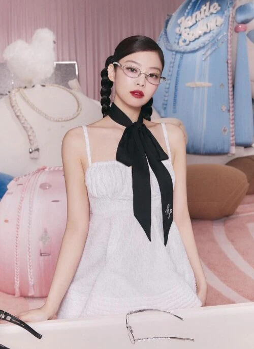 Silver Frame Crystal Embellished Glasses | Jennie – BlackPink