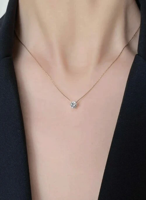 Gold Diamond Pendant Necklace | Karina – Aespa