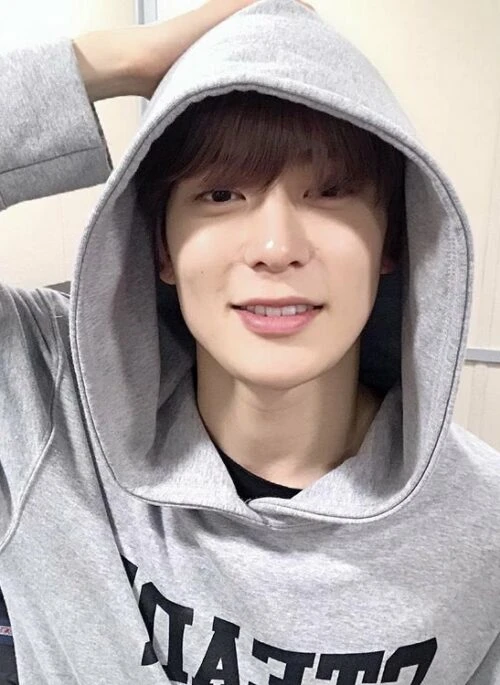 Grey ‘Steady’ Printed Hoodie | Jaehyun – NCT