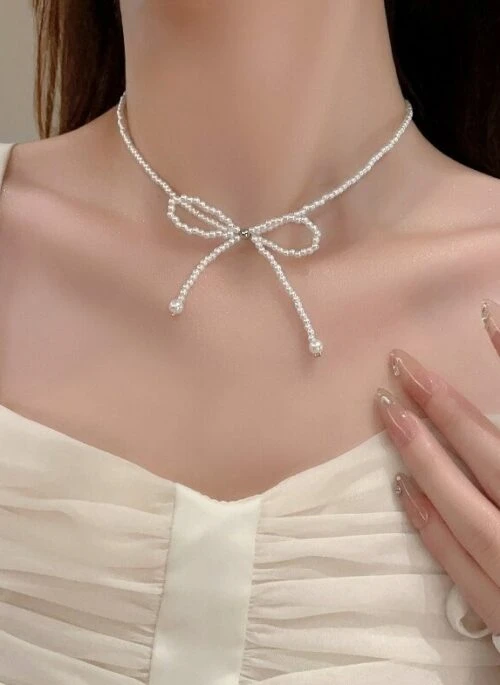 White Pearl Chain Bow Necklace | Jihyo – Twice