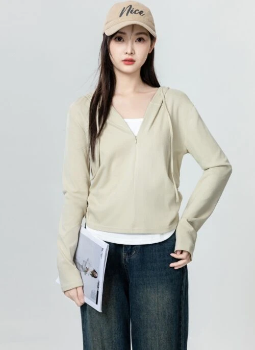 Beige Hooded Color Block Tshirt With Pleats