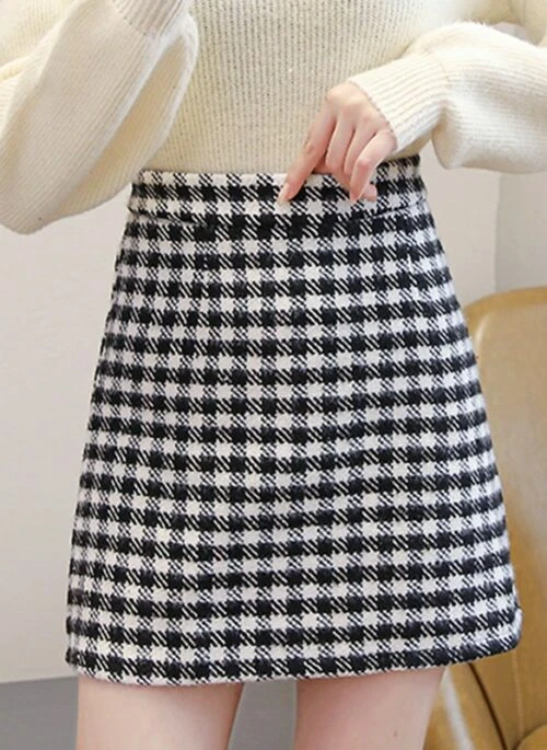 Black Plaid High-Waist Woolen Skirt | Bae - NMIXX