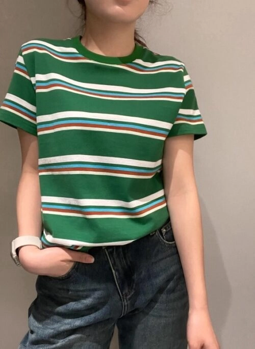 Green Stripes Classic T-Shirt | Seulgi – Red Velvet