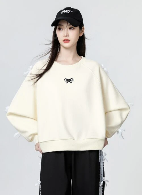 Apricot Bow Round Neck Sweatshirt