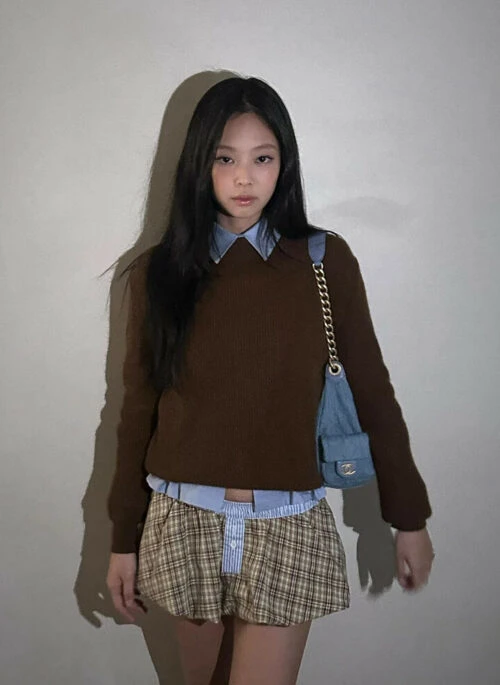 Brown Plaid Balloon Skirt | Jennie - BlackPink