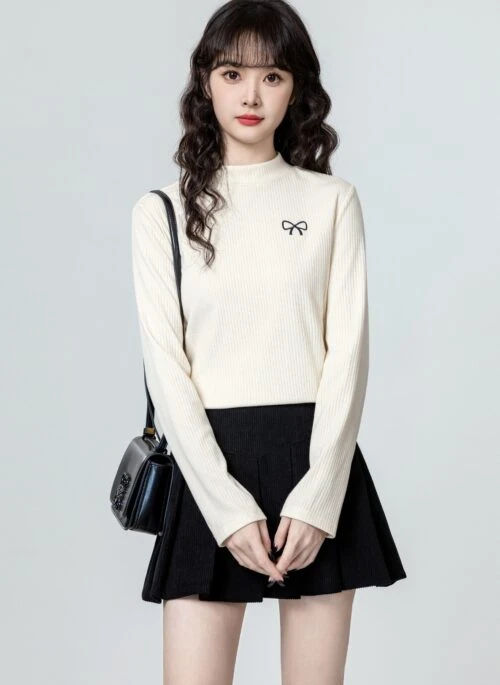 Bow Embroidered High Neck Base Shirt