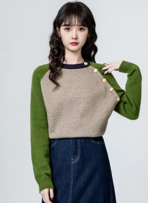 Green Round Neck Knitted Cropped Sweater