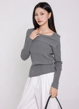 Grey Folded Collar Ribbed Knit Sweater | Isa – STAYC