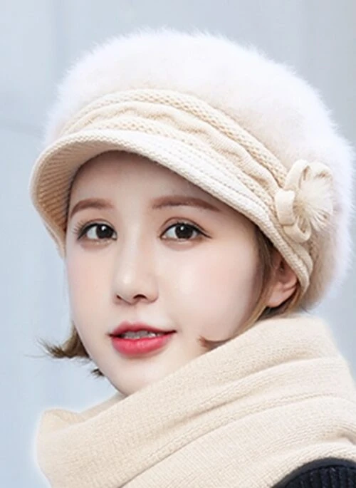 Beige Plush WInter Hat | Eunchae - Le Sserafim