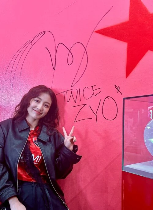 Black Classic Collared Faux Leather Jacket | Jihyo – Twice