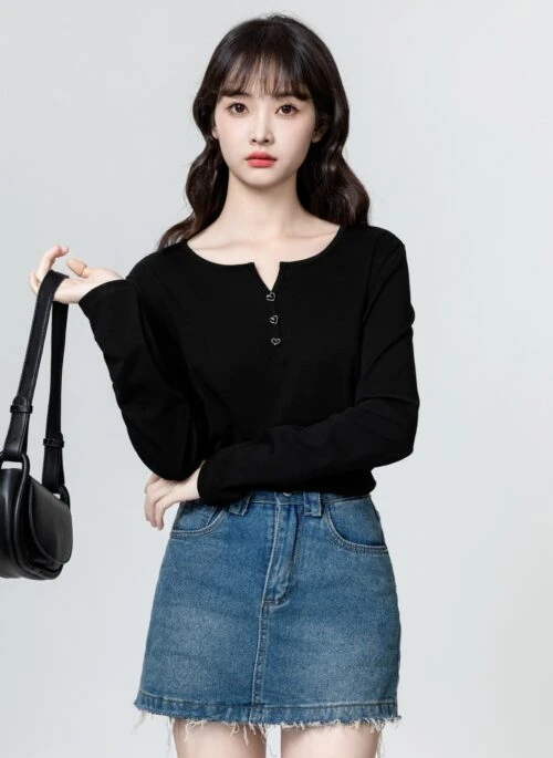 Black Vneck Long Sleeve Top