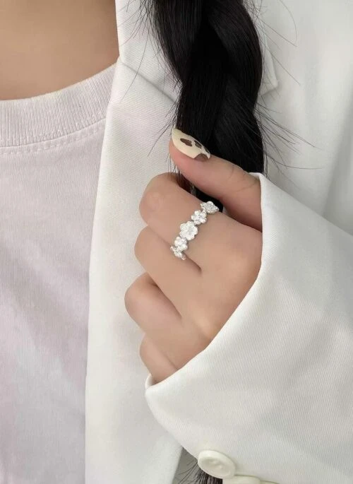 Silver Flower Chain Ring | Eunchae - Le Sserafim