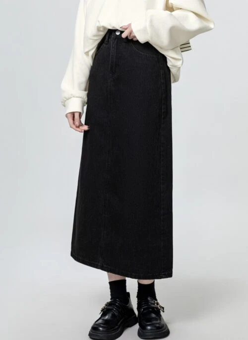 Black Highwaist Denim Midi Skirt