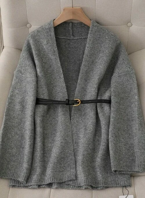 Grey Knitted Loose Open Cardigan | Hong Hee Joo – When The Phone Rings