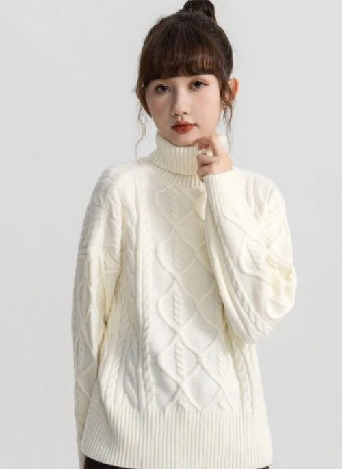 New Soft Cable Knit Turtleneck Sweater