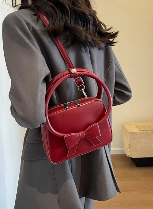 Red Bowknot Accent Small Hand Bag | Lisa – BlackPink