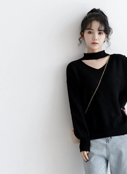 Spring Knit Vneck Long Sleeve Top