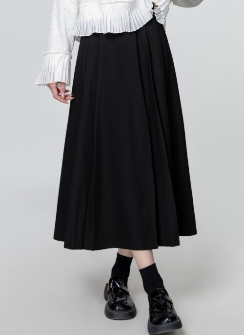 Black Highwaist Pleated Midi Skirt