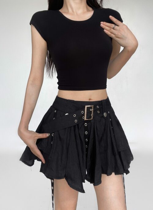 Black Irregular Cut Belted Skirt | Liz – IVE