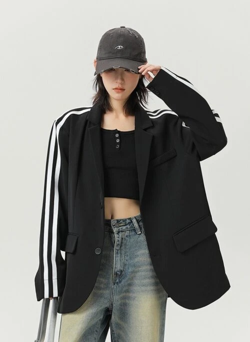 Black Side Stripes Suit Blazer | Sullyoon – NMIXX