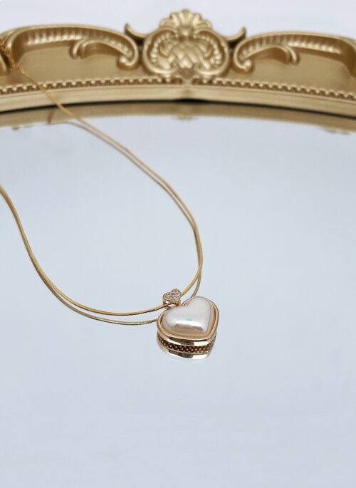 Gold Chain Pearl Heart Pendant Necklace | Jennie – BlackPink