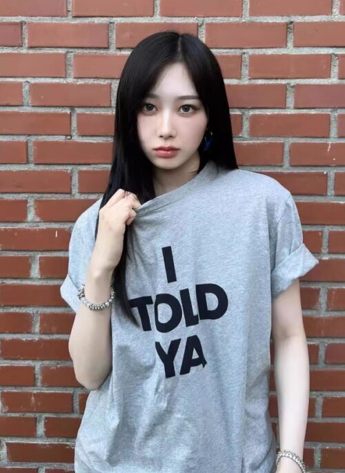 Grey “I Told Ya” Crewneck T-Shirt | Giselle – Aespa