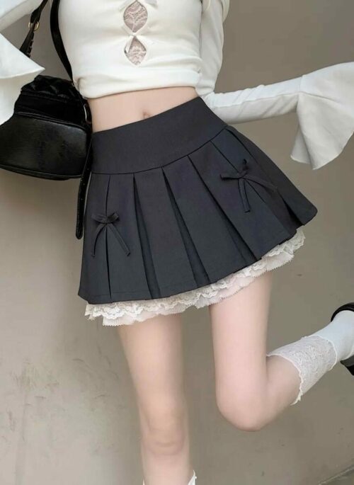 Grey Double Bow Laced Pleated Skirt | Wonhee – ILLIT