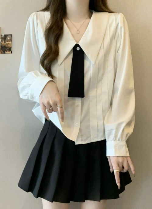 White Pleated Collared Shirt | Wonhee - ILLIT