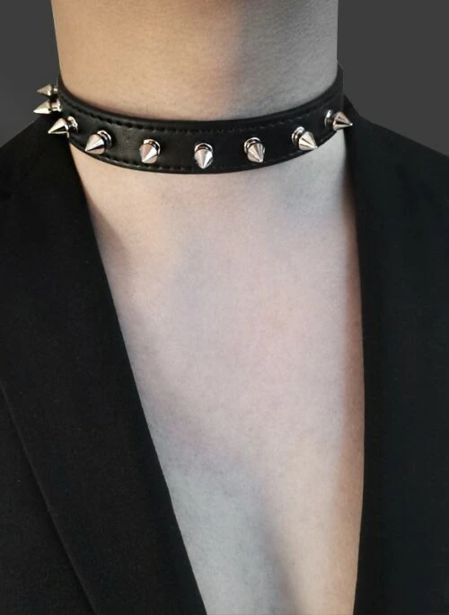 Black Faux Leather Spike Rivet Choker | Jihoon - Treasure