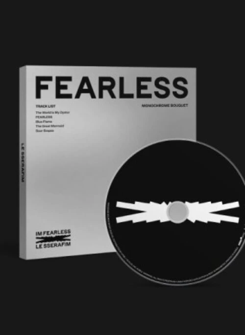 LE SSERAFIM 1st Mini Album – FEARLESS | Monochrome Bouquet version