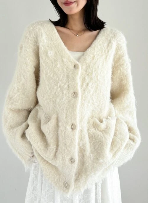 Off-White Fuzzy Knit Cardigan | Yoshi - Treasure