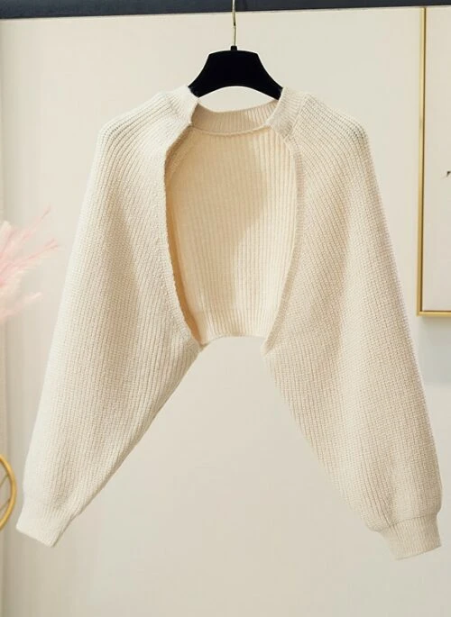 Beige Cropped Open Cardigan | Chaeryeong - ITZY