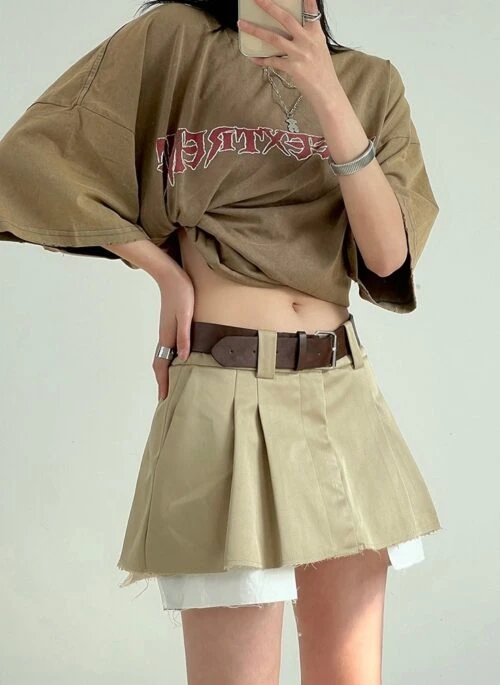 Beige Protruding Pockets Pleated Skirt | Solar – Mamamoo