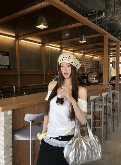 Chic Slim Fit Off Shoulder Short Sleeve Top