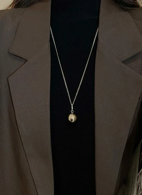 Gold Ball Pendant Long Necklace | Lisa – BlackPink