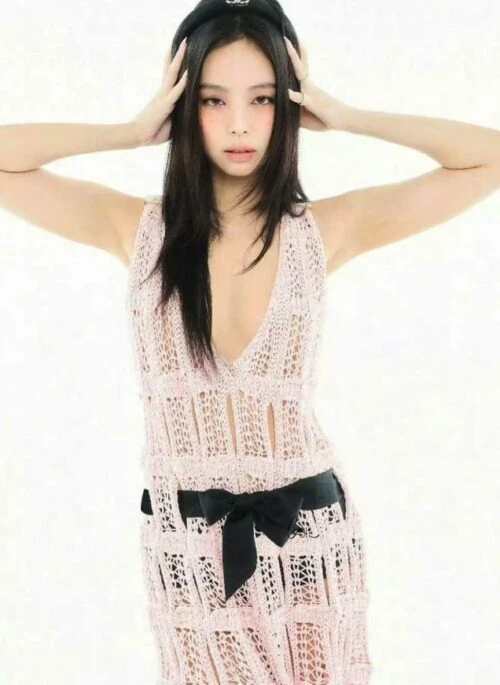 Pink Bow-Accent Hollow Knit Dress | Jennie – BlackPink