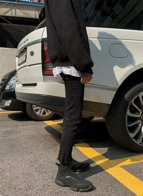 Slim Black Denim Pants With Stretch