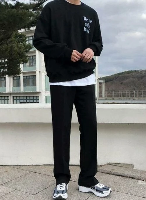 Stylish Loose Fit Sweatshirt