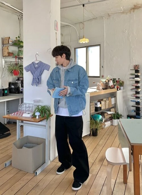 Trendy Loose Fit Denim Cargo Pants