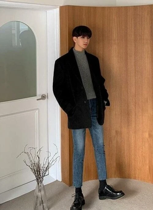 Trendy Slim Fit Distressed Denim Pants