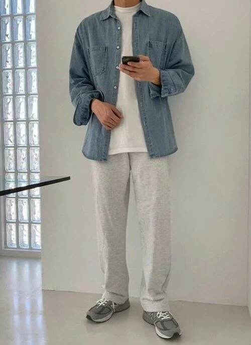 Vintage Denim Jacket With Long Sleeves
